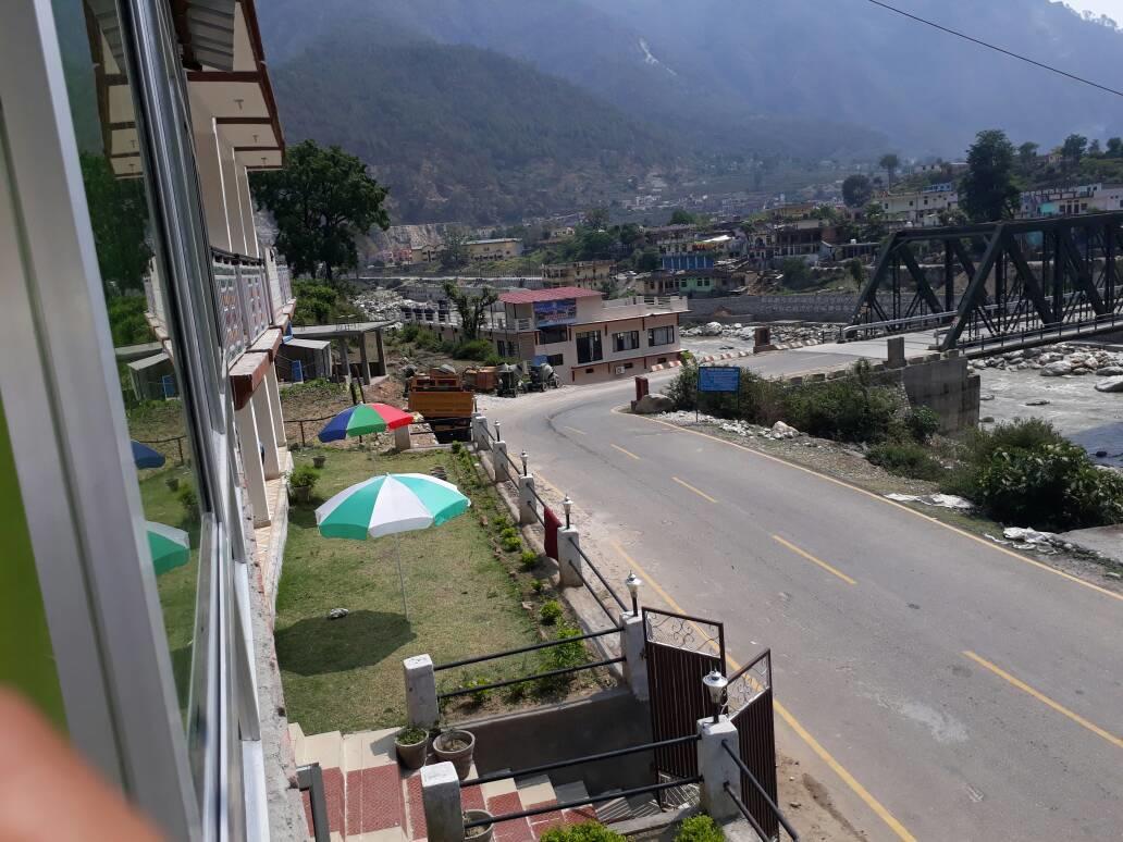 Uttarkāshi Hotel Inder Place المظهر الخارجي الصورة